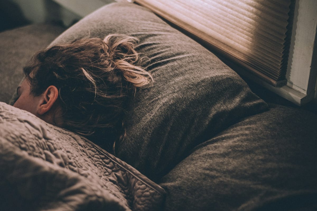 10 Things Only People Who Hate Mornings Understand