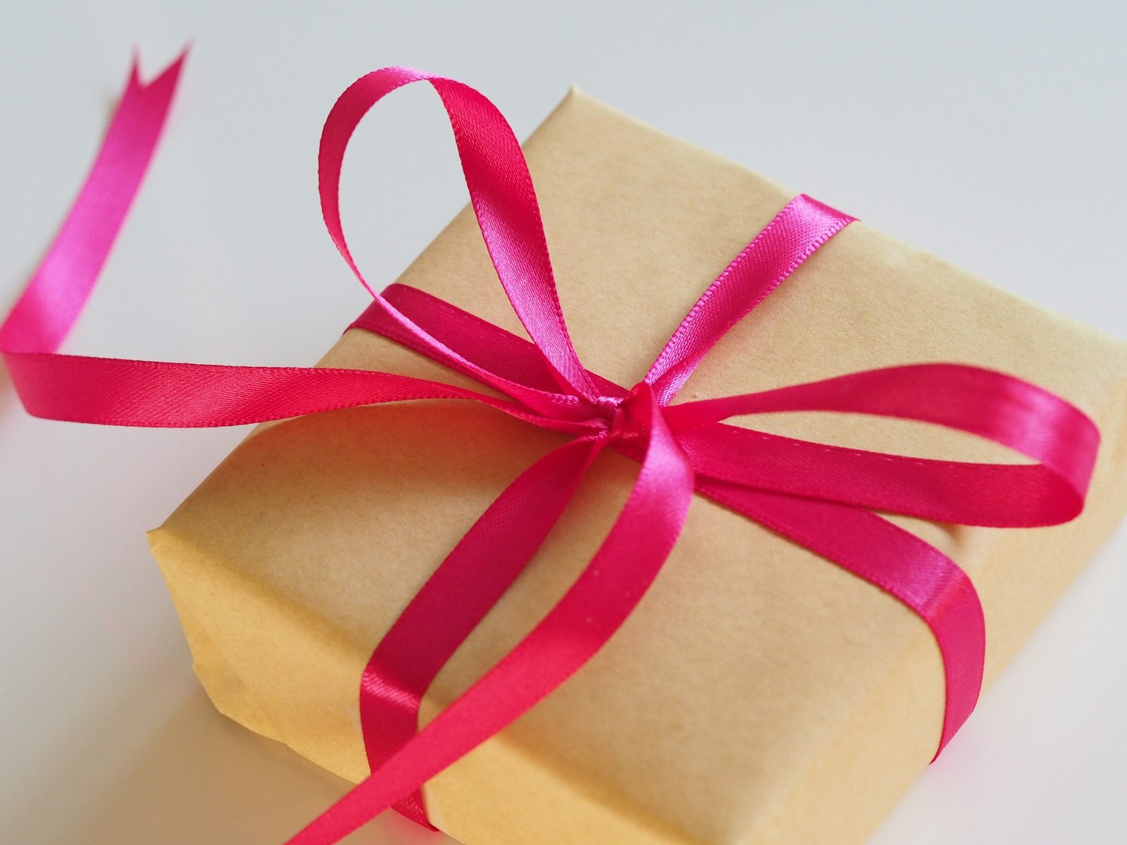 The 10 Best Gifts to Give Someone without Spending a Dime